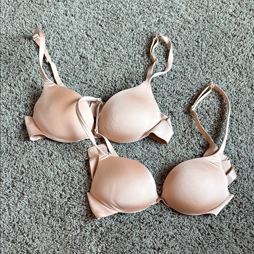 SKIMS Elegant Nude Women's Bra Set